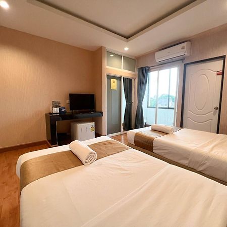 Inspire House Hotel Τσιάνγκ Μάι Εξωτερικό φωτογραφία