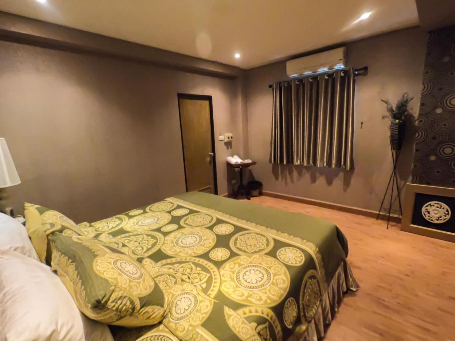 Inspire House Hotel Τσιάνγκ Μάι Εξωτερικό φωτογραφία